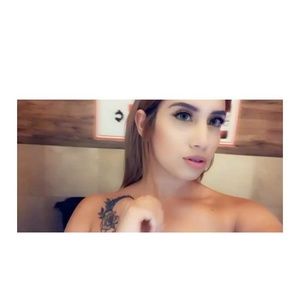 Meet your Posher, Corrine